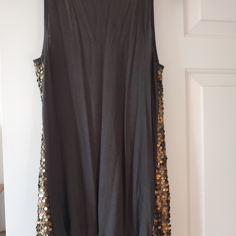 Sequin Tank Top - Picture 7 of 9